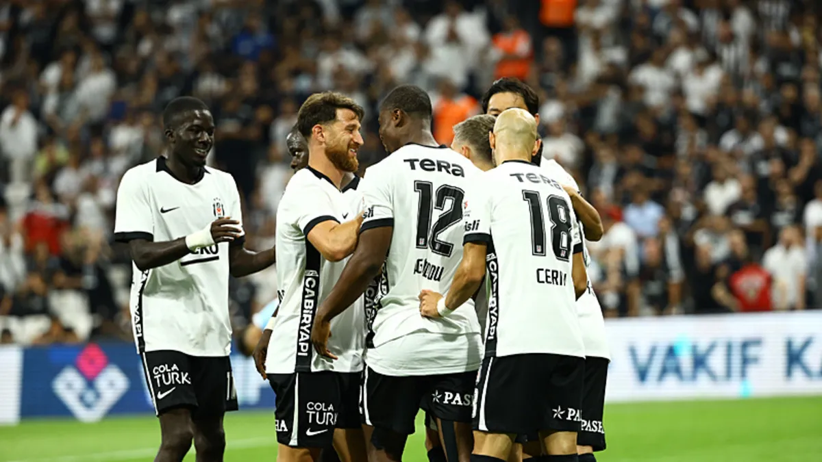 Beşiktaş, UEFA Avrupa Ligi'nde Çeyrek Final Hedefliyor