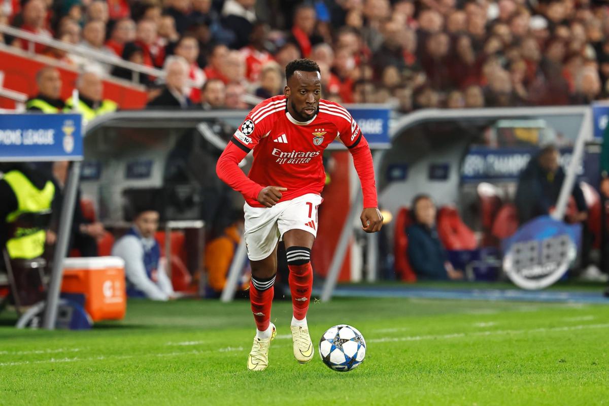 Beşiktaş, Dodi Lukébakio için Benfica ile görüşüyor
