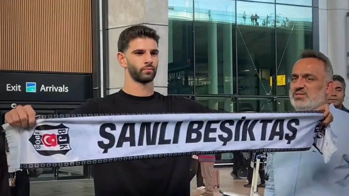 Beşiktaş'ın yeni transferi Ümit Akdağ İstanbul'a geldi!