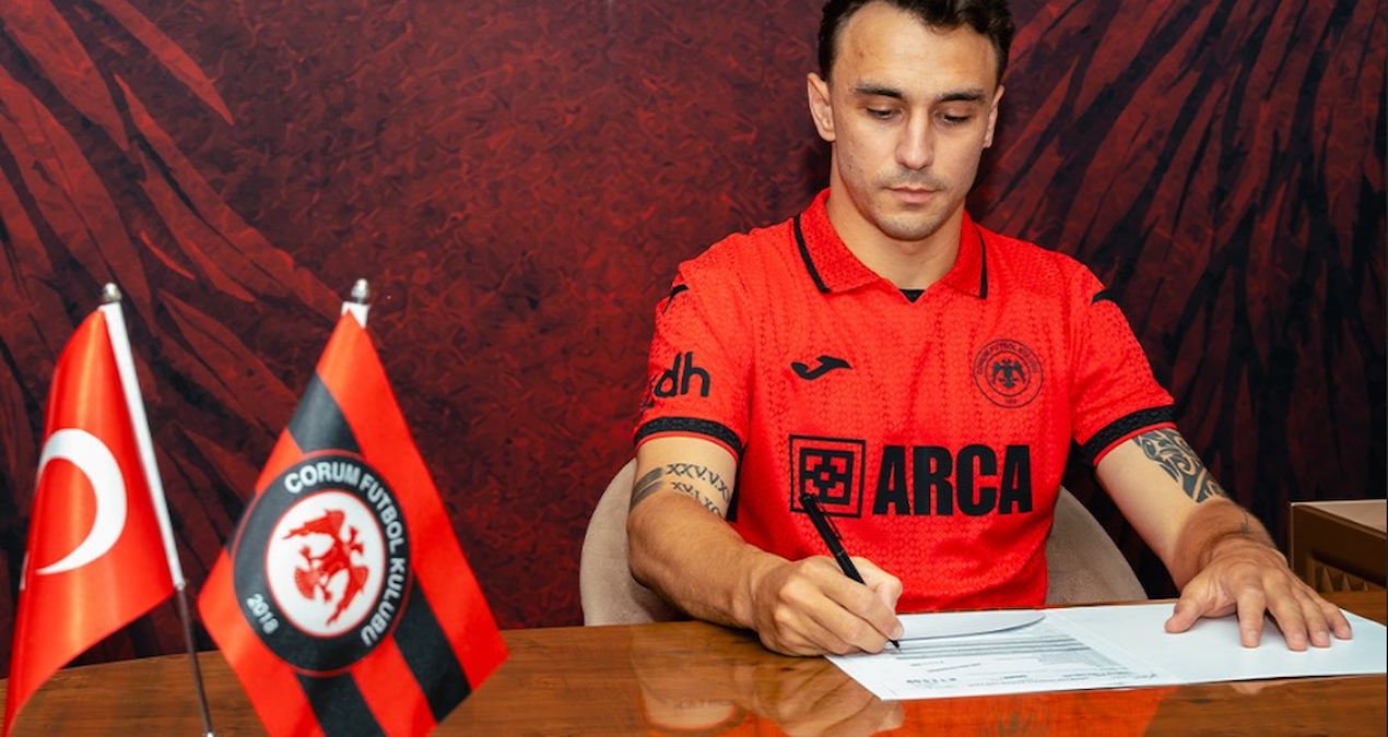 Gökhan Sazdağı Beşiktaş'tan Çorum FK'ya transfer oldu