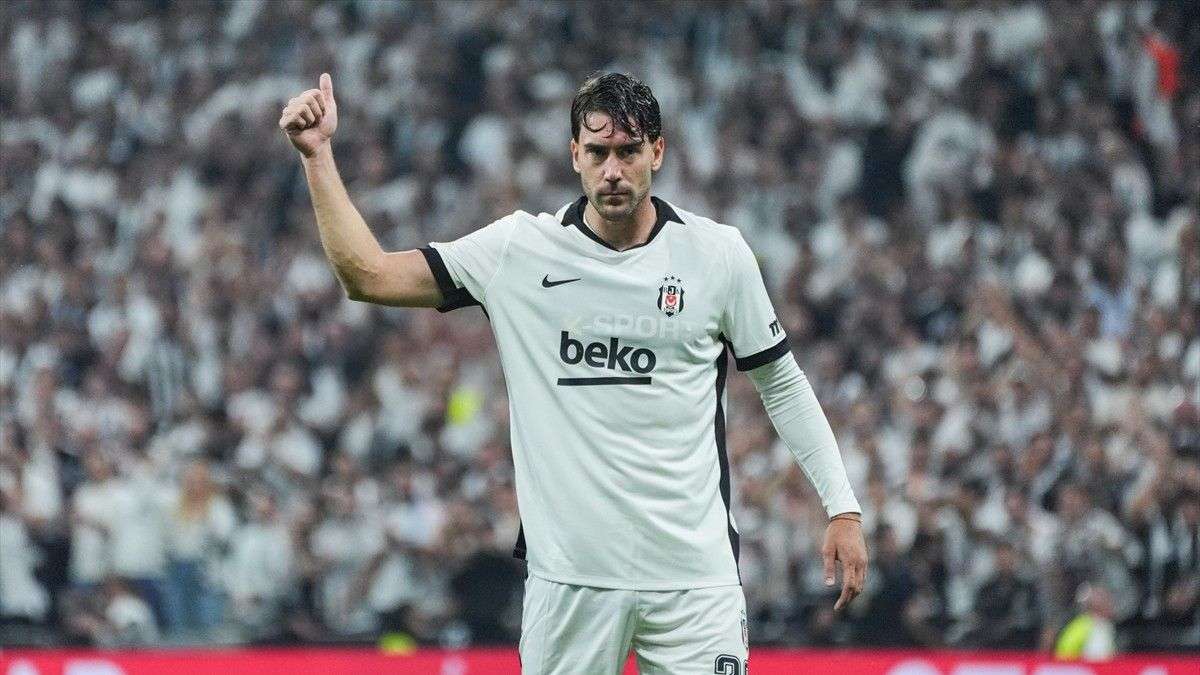 Beşiktaş'a Dusan Vlahovic'ten Müjdeli Haber Geldi!