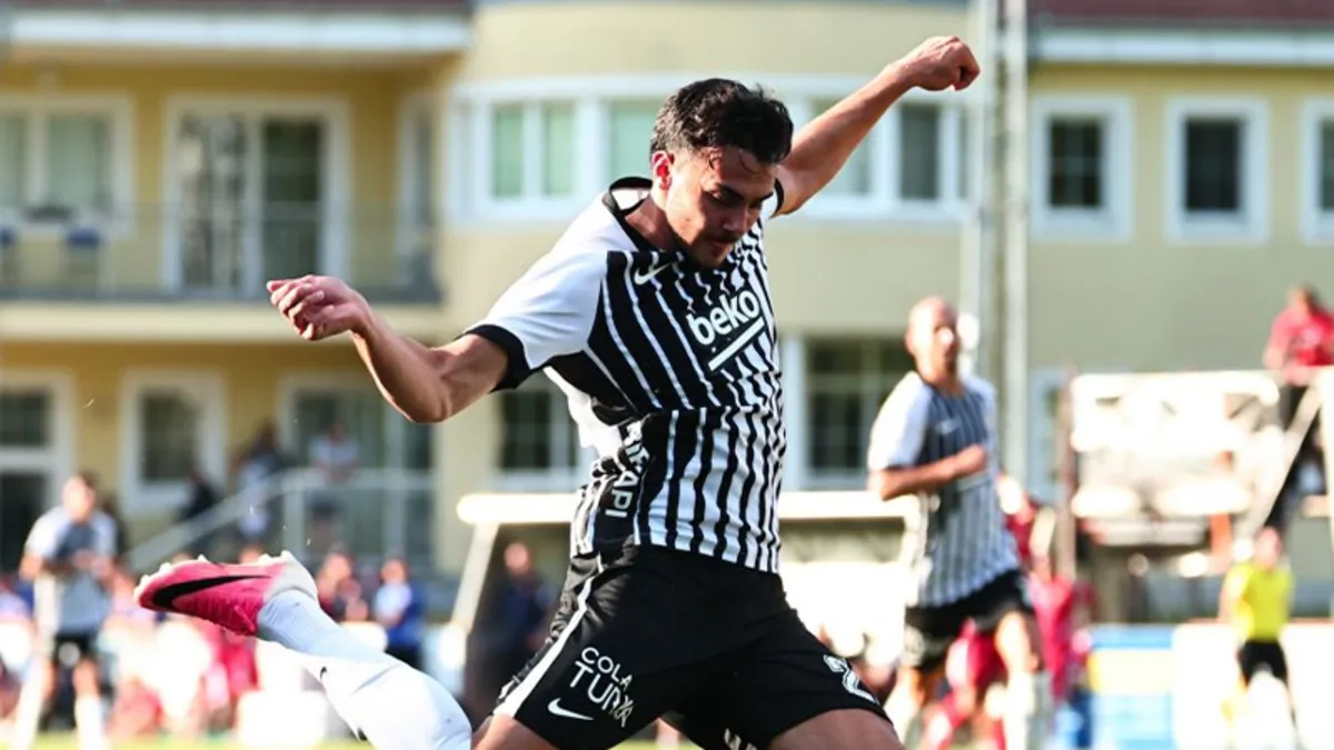 Beşiktaş'ta Mustafa Hekimoğlu'na Gaziantep FK talip oldu!