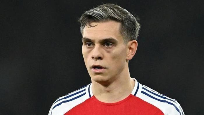 Beşiktaş, Trossard ve Nübel için geri sayıma geçti: 20 milyon euro ve 8 milyon euro teklif!