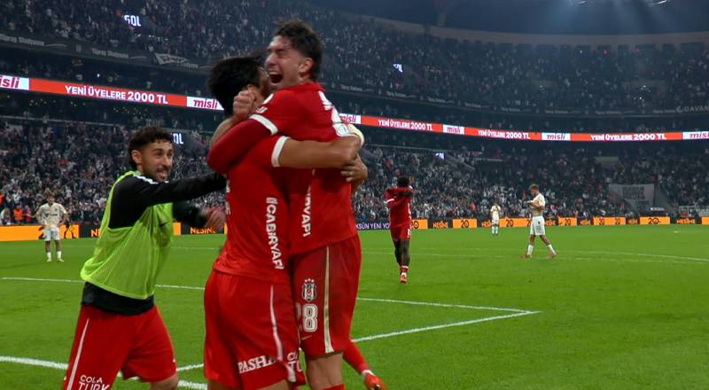Beşiktaş, İstanbul Başakşehir ile 0-0 berabere kaldı