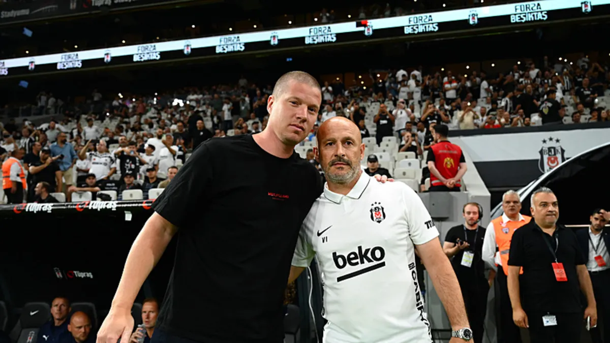 Midtjylland Teknik Direktörü Tullberg'den Beşiktaş Taraftarına Övgü