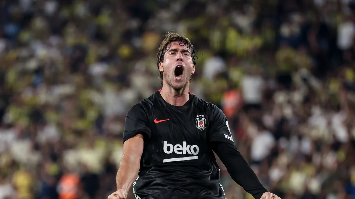 UEFA, Dusan Vlahovic'in Fenerbahçe derbisindeki golünü paylaştı