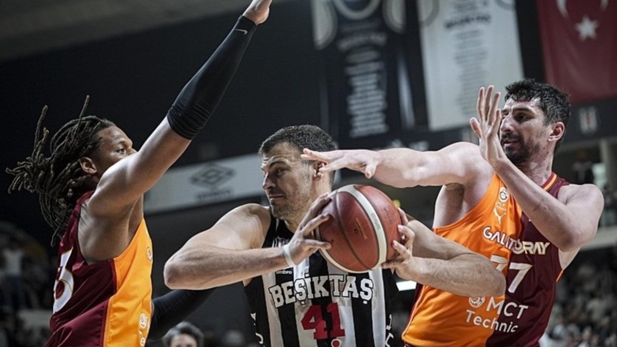Beşiktaş GAİN'de Ante Zizic Ameliyat Oldu