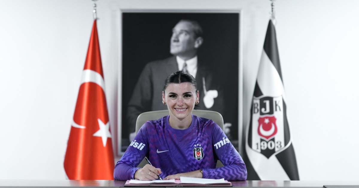 Beşiktaş Kadın Futbol Takımı, Selda Akgöz'ü transfer etti