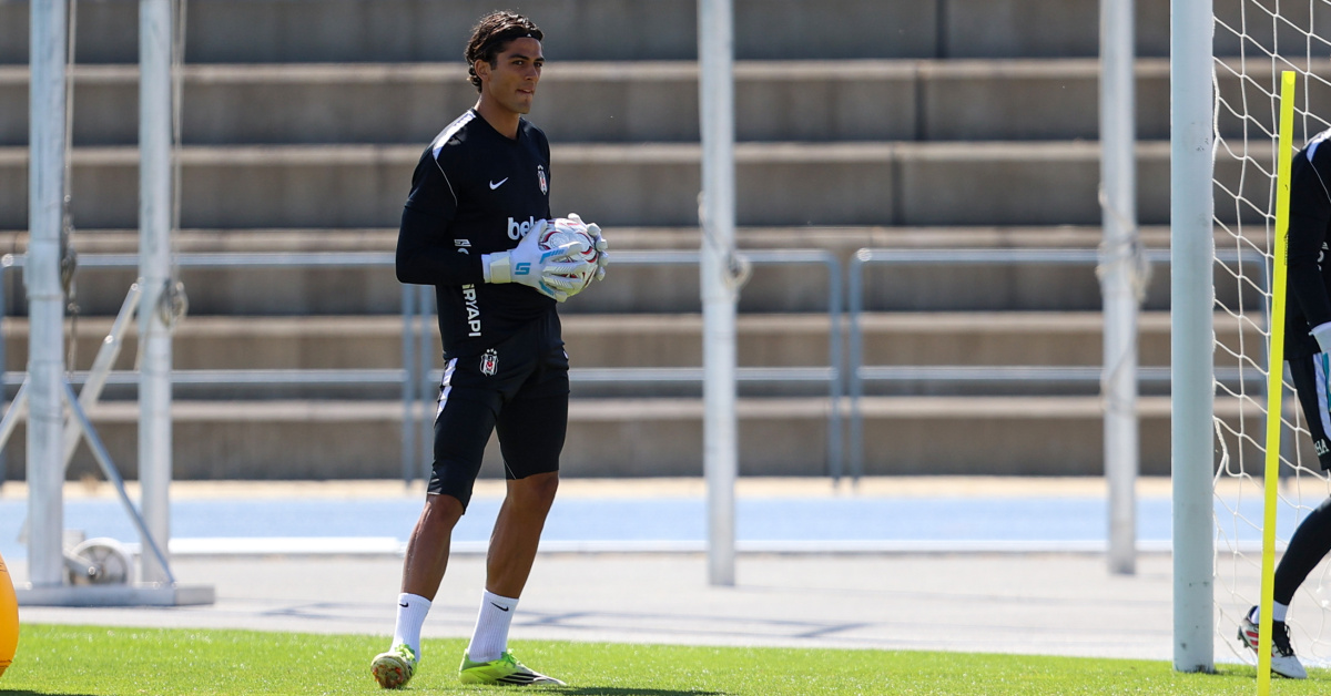 Beşiktaş'ta yeni transfer Doğan Alemdar ilk idmanına çıktı