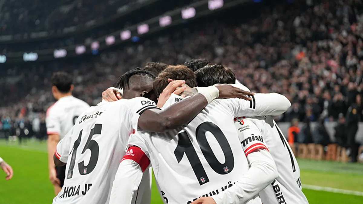 Beşiktaş, Antalyaspor'u 4-2 mağlup ederek 4. sıradaki yerini sağlamlaştırdı