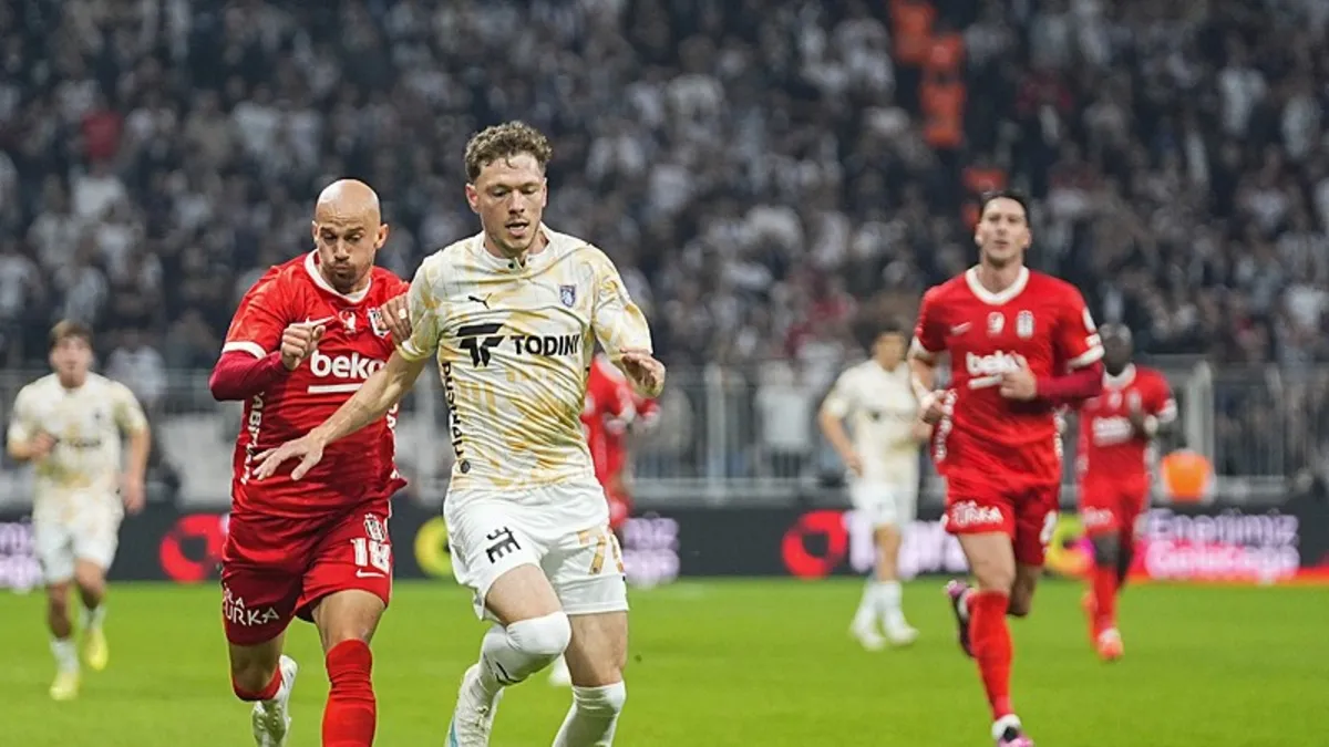 Beşiktaş, Başakşehir'i 2-0 geçerek kritik bir galibiyet aldı