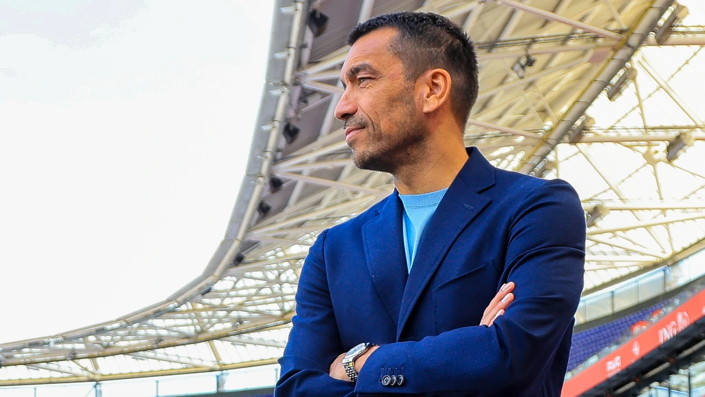 Giovanni van Bronckhorst, Feyenoord'un yeni teknik direktörü oldu