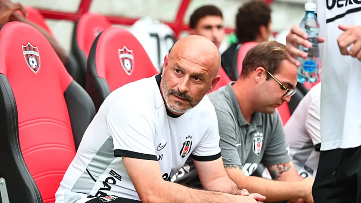 Vincenzo Italiano'dan Leandro Trossard Açıklaması: 'Sistemimize Uygun Bir Oyuncu'
