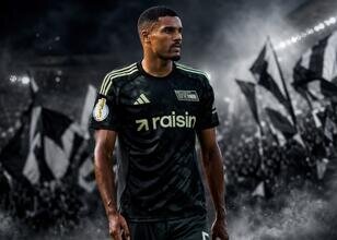 Beşiktaş, Danilho Doekhi için Borussia Dortmund ile yarışıyor