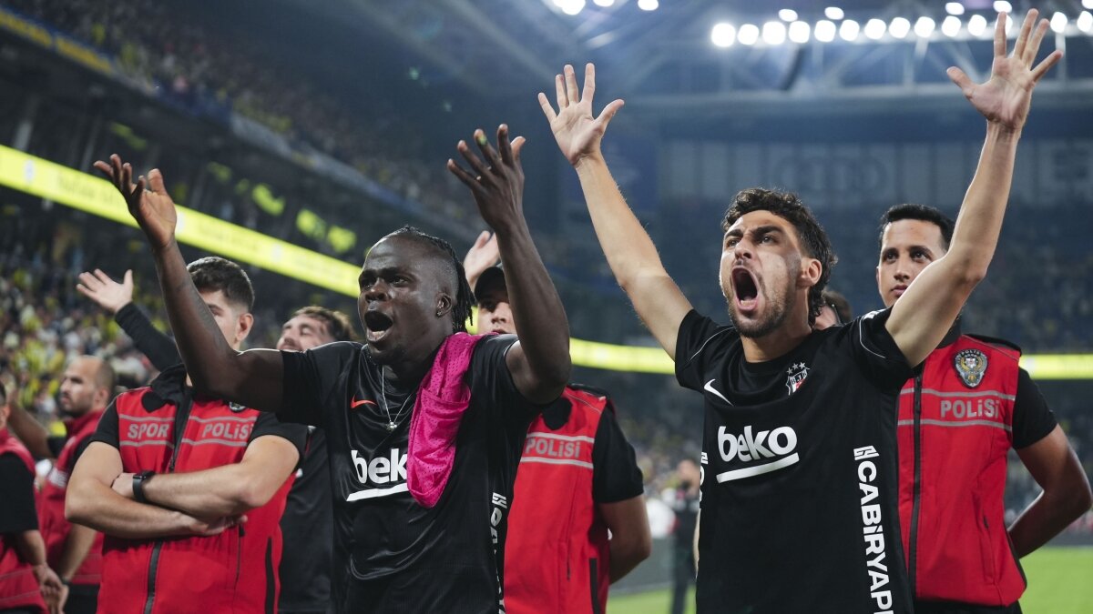 Beşiktaş, 4 maçlık derbi hasretine son verdi!