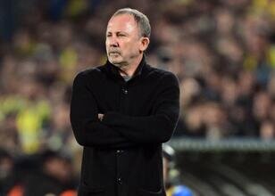 Beşiktaş'ın Tek Hedefi Türkiye Kupası: Alanyaspor ile Çeyrek Finalde Karşılaşacak