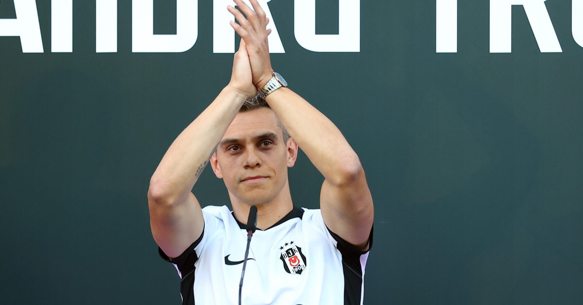 Beşiktaş, Hradec Kralove ile kritik maça çıkıyor! Trossard yedek kalacak