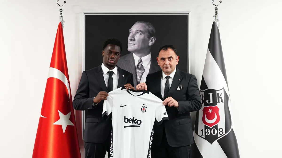 Beşiktaş, Ernest Poku'yu Resmen Duyurdu!