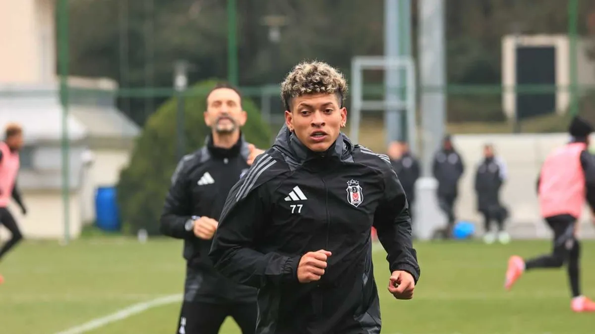Elan Ricardo, Beşiktaş'ta Takıma Katılmadı