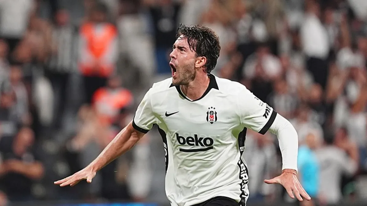 Vlahovic, Çorum FK karşısında 23 dakikada 3 gol atarak İtalya'nın gündeminde
