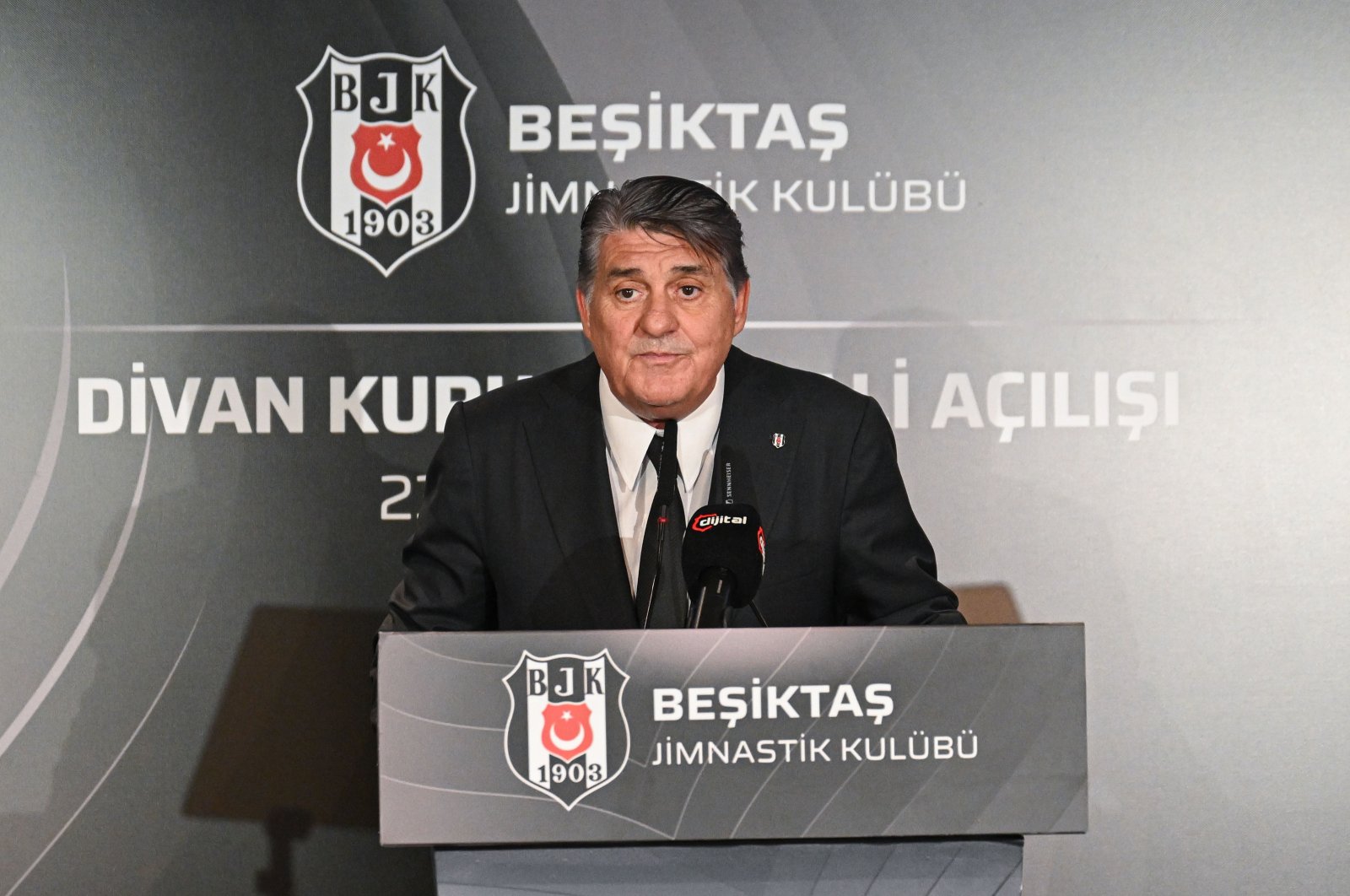 Beşiktaş, Salah'dan vazgeçti, Vlahovic'e yöneldi