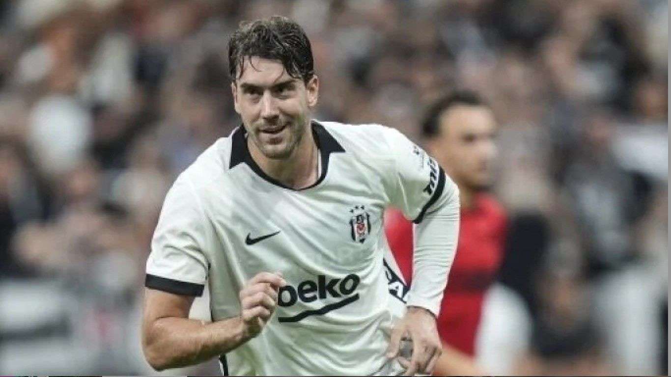 Vlahovic, Beşiktaş tarihine geçti! 2000'den beri bir ilk