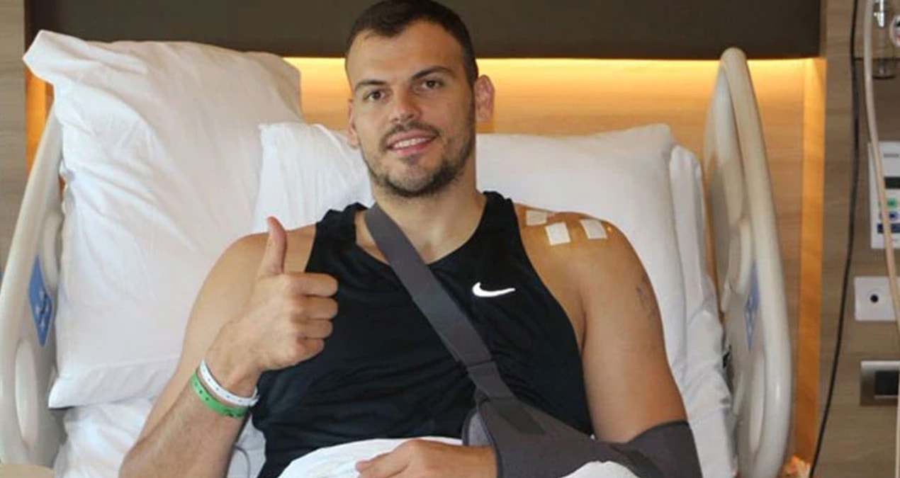 Beşiktaş GAİN'de Ante Zizic Ameliyat Oldu