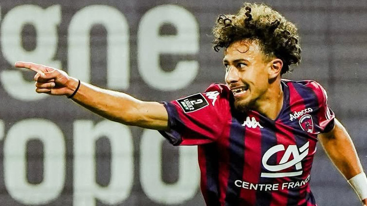 Beşiktaş, genç yıldız İlhan Fakılı için transfer görüşmelerine başladı!