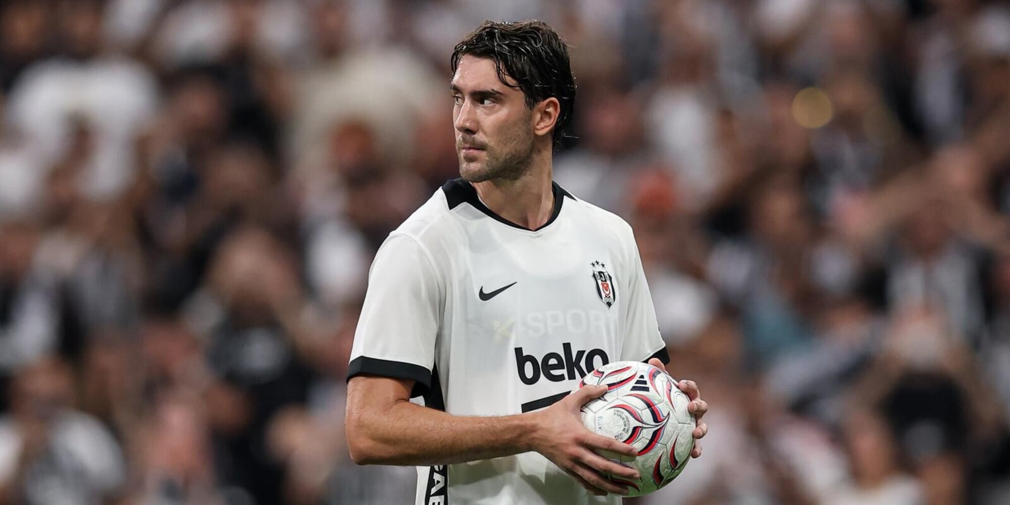 Vlahovic'in Hat-trick'iyle Beşiktaş 6-2 Kazandı