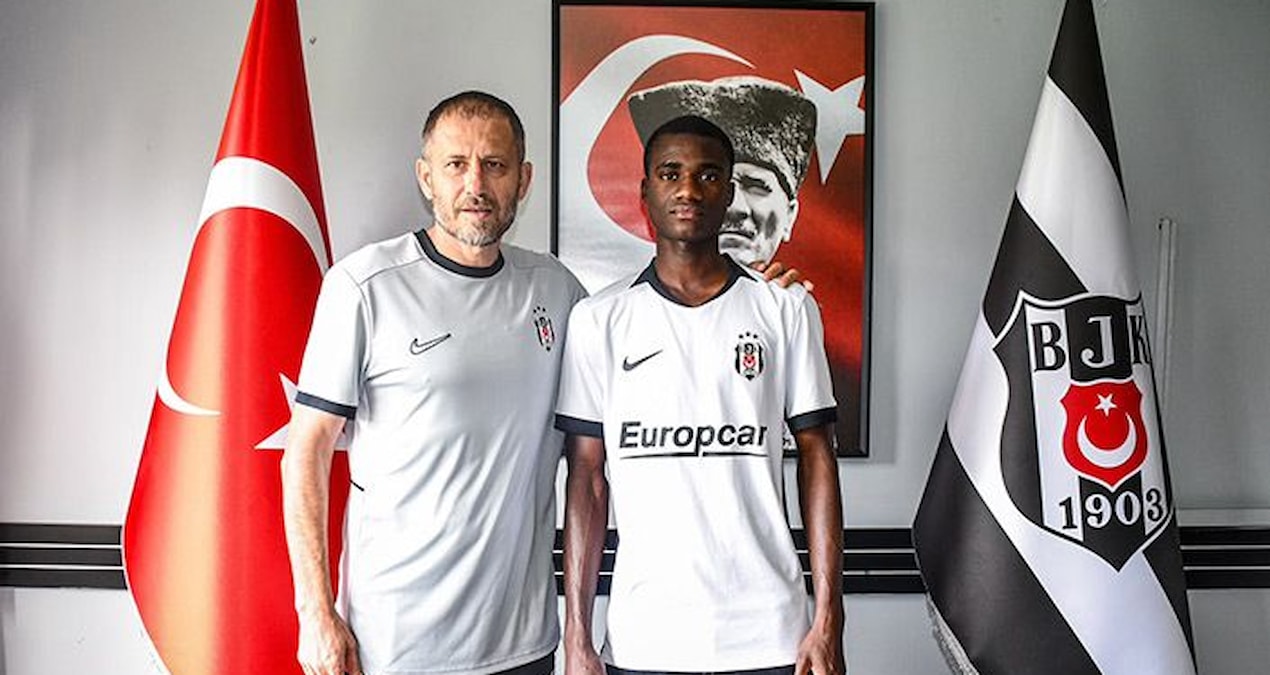 Beşiktaş, 14 Yaşındaki Fildişili Orta Saha Oyuncusu Idrissa Fadel Outtara'yı Kadrosuna Kattı