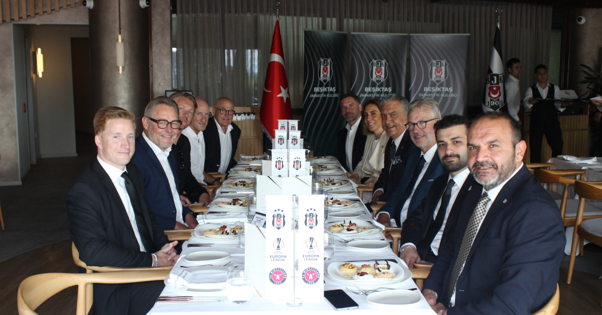 Beşiktaş, Midtjylland ve UEFA heyetine dostluk yemeği verdi