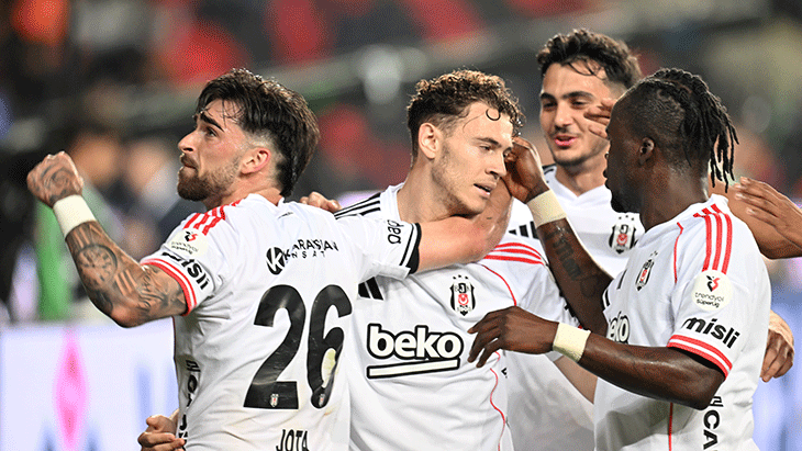 Beşiktaş'ta 3 isme veda! Sezon Rize maçıyla sona eriyor