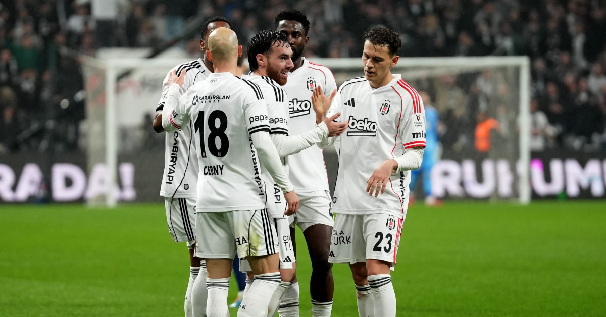 Beşiktaş'ın Antalyaspor Maçı İçin Muhtemel 11'i Belli Oldu