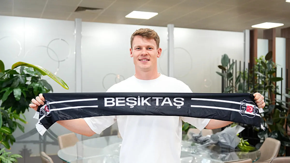 Beşiktaş, Alexander Nübel ile 3 yıllık sözleşme imzaladı