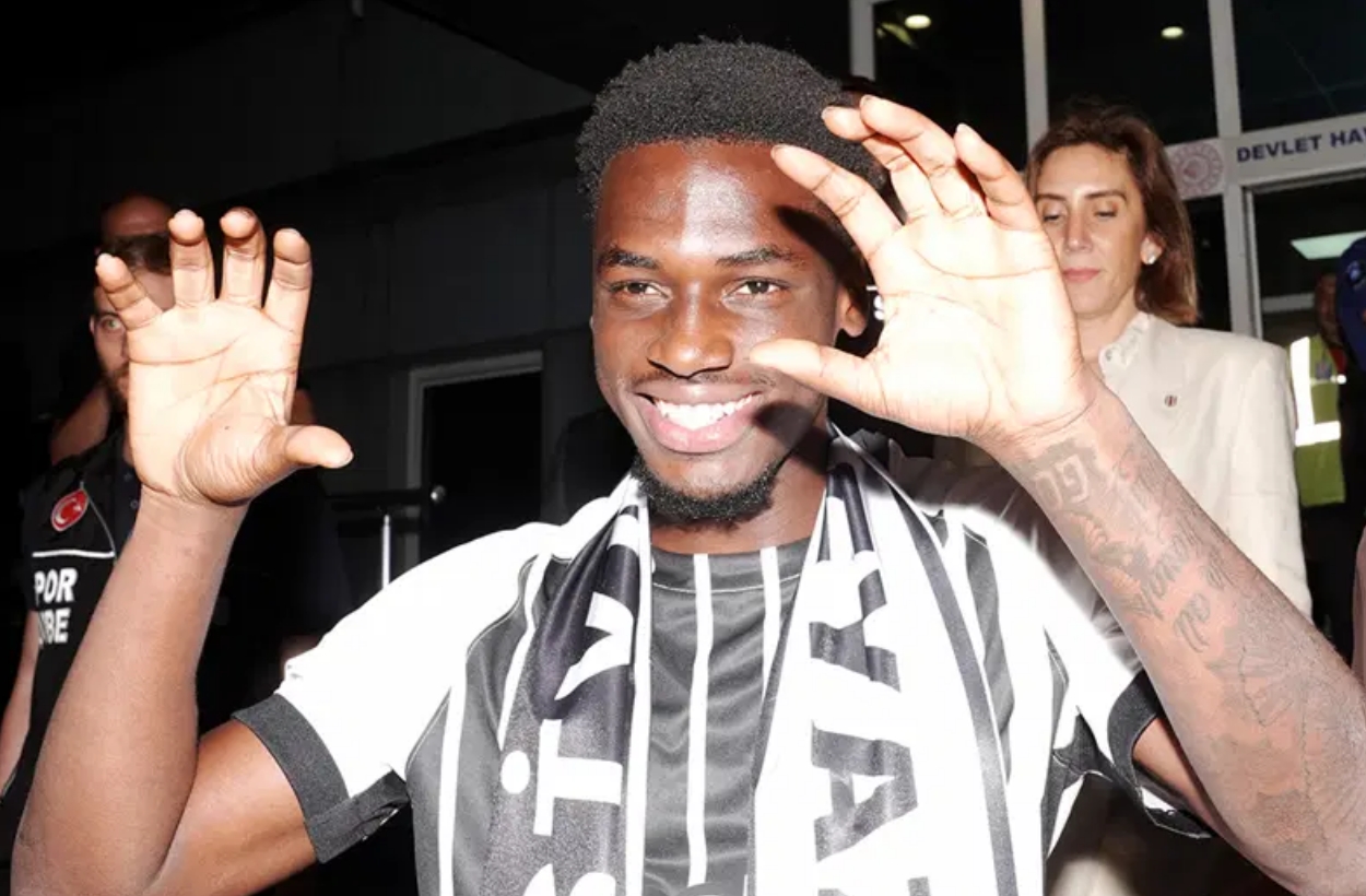 Beşiktaş, 'Şimşek McQueen' Ernest Poku'yu kadrosuna kattı!