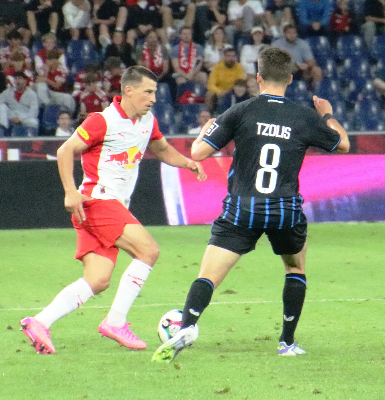 Trossard'ın Beşiktaş'tan Ayrılığı Arsenal Yolunu Açtı