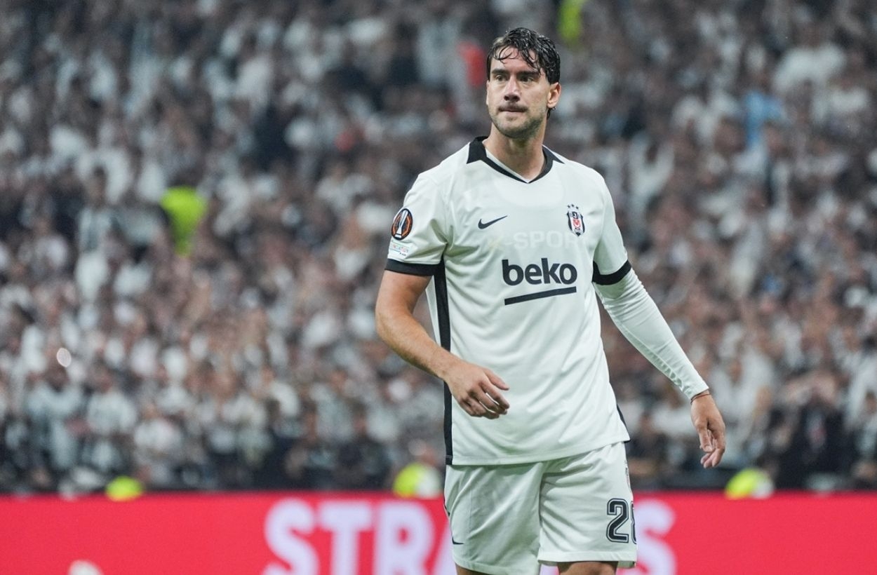 Vlahovic'in Beşiktaş'taki Etkisi: Gol Atmasa da Takıma Güç Katıyor