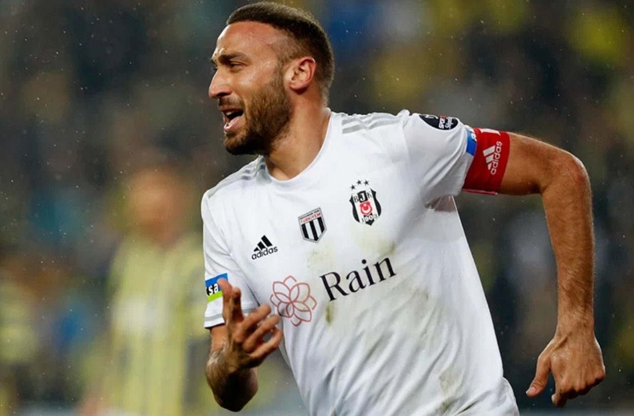 Cenk Tosun: 'Beşiktaş benim evim, hedefim Fatih Karagümrük'ü Süper Lig'e çıkarmak'