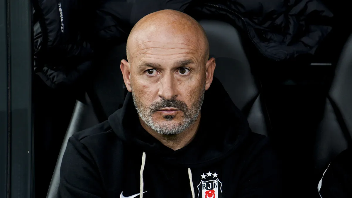 Vincenzo Italiano'dan Başakşehir maçı öncesi rotasyon açıklamaları