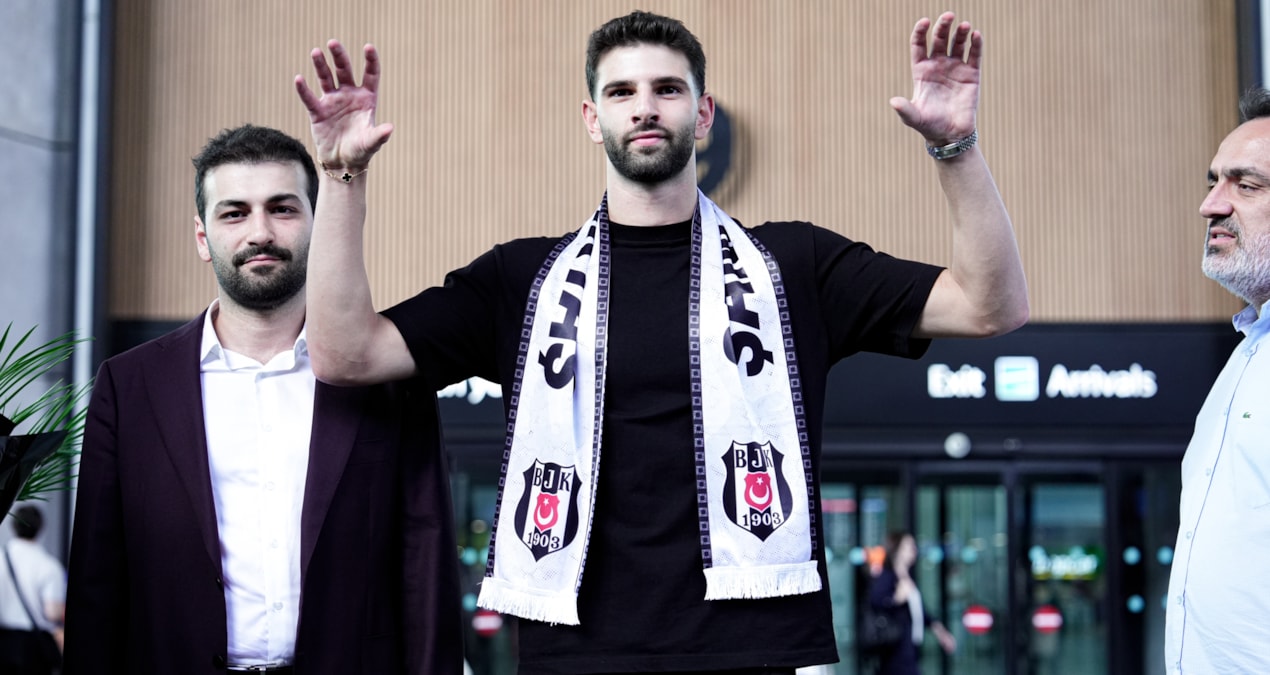 Beşiktaş, Ümit Akdağ ile 4 yıllık sözleşme imzaladı!