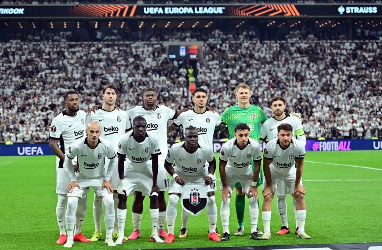 Beşiktaş'tan 16 futbolcu milli takıma davet aldı!
