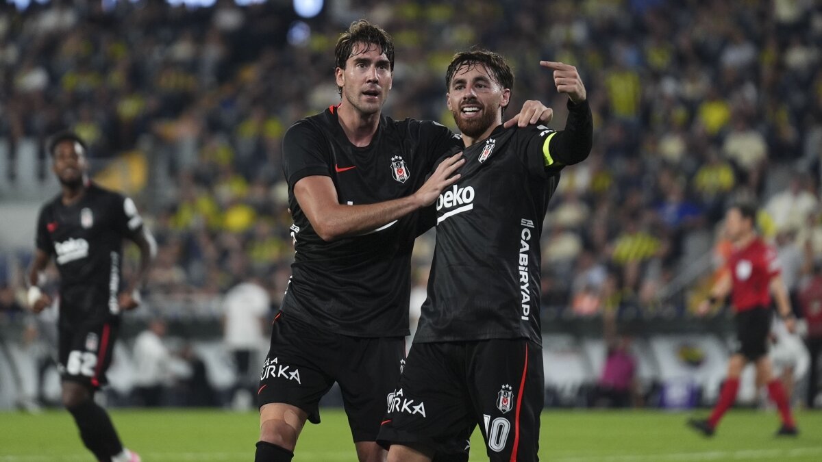 Beşiktaş 2026-27 sezonuna 10 maçta 8 galibiyetle başladı