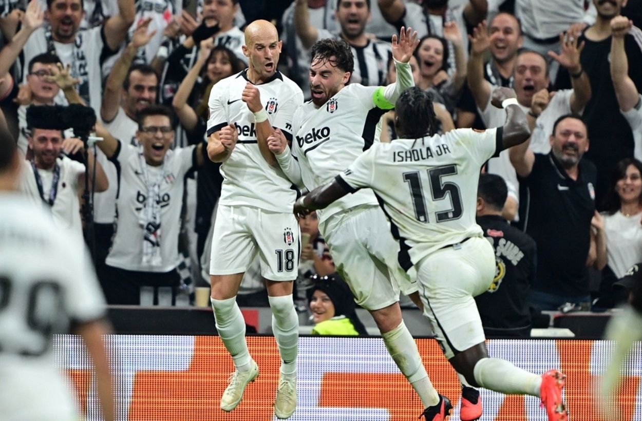 Beşiktaş, Marsilya'yı 4-1 yenerek UEFA Avrupa Ligi'ne galibiyetle başladı