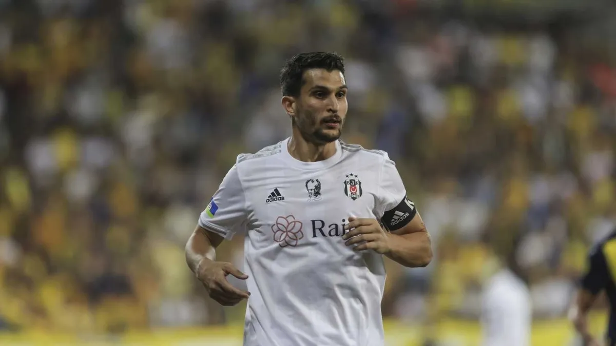 Necip Uysal, Antrenörlük Yolunda İlk Adımını Attı