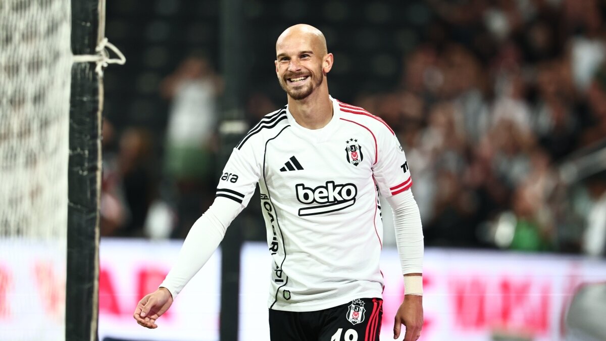 Vaclav Cerny, Beşiktaş'tan Ayrılmayı Düşünmüyor