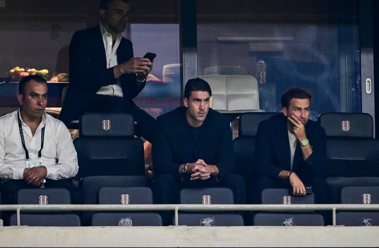 Beşiktaş, Vlahovic için kadrodan kimi çıkaracak?