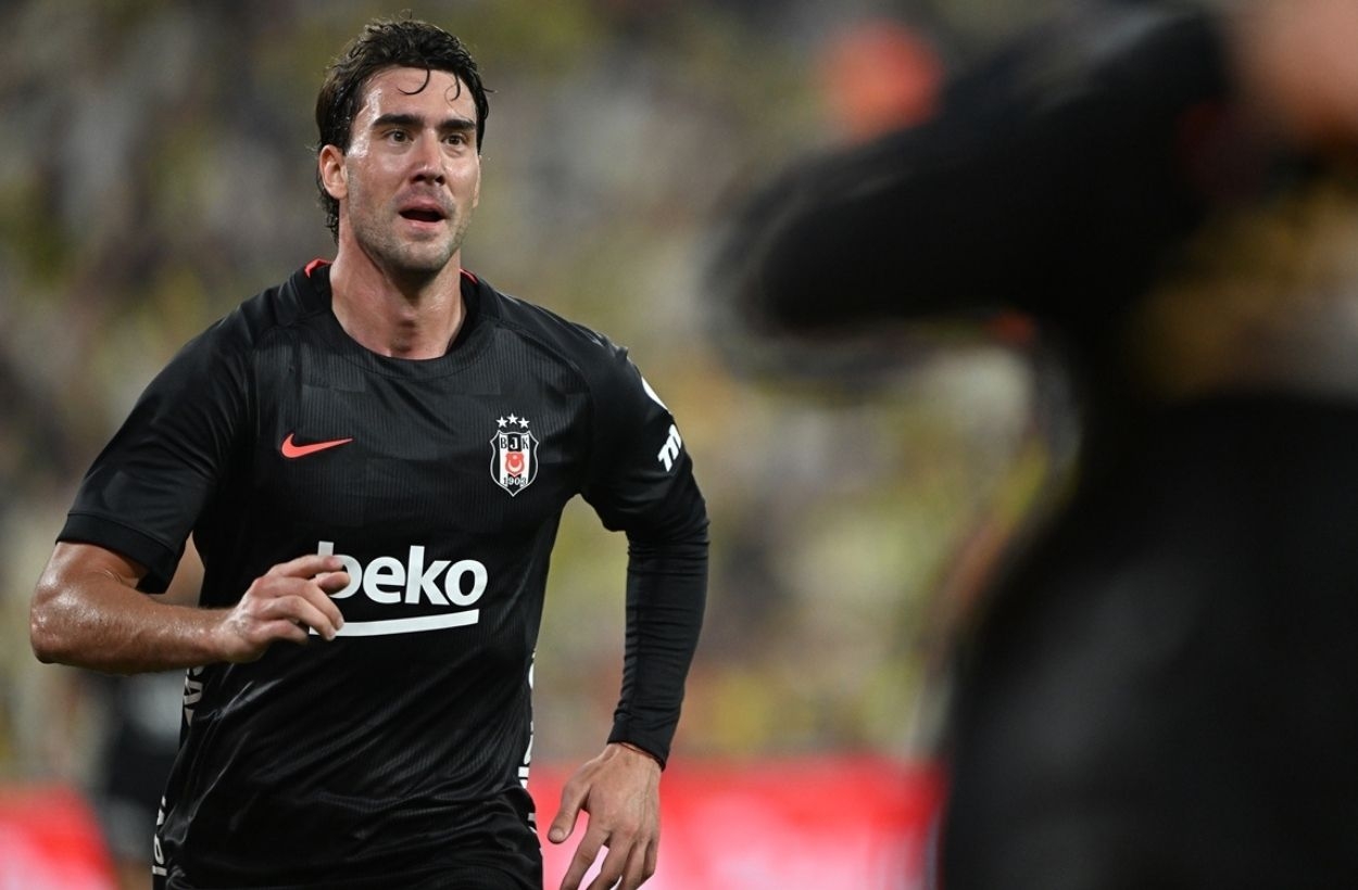 Beşiktaş, Vlahovic'in PFDK'ya sevkini kabul edilemez buldu
