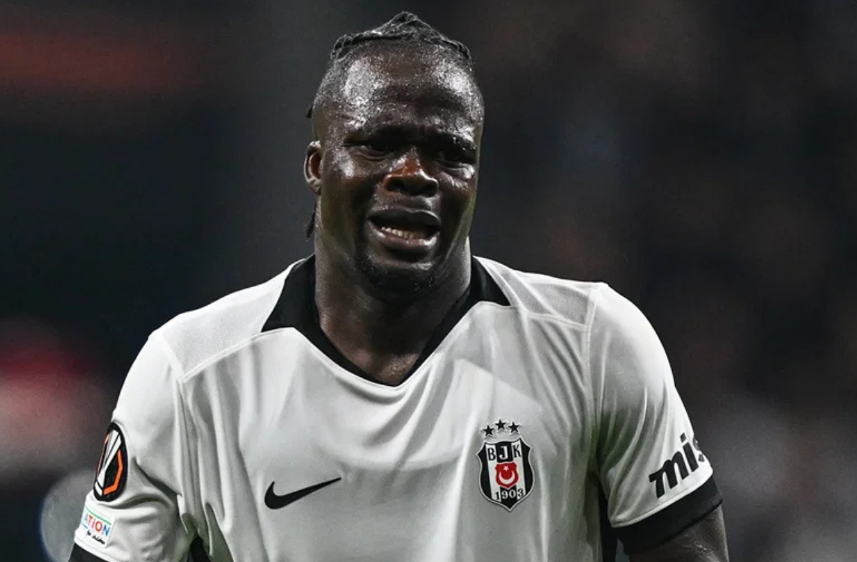 Junior Olaitan, Messi ile Oynama Heyecanını Paylaştı