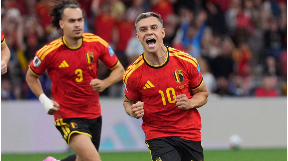 Leandro Trossard, Beşiktaş'a 20 milyon euroya transfer oldu