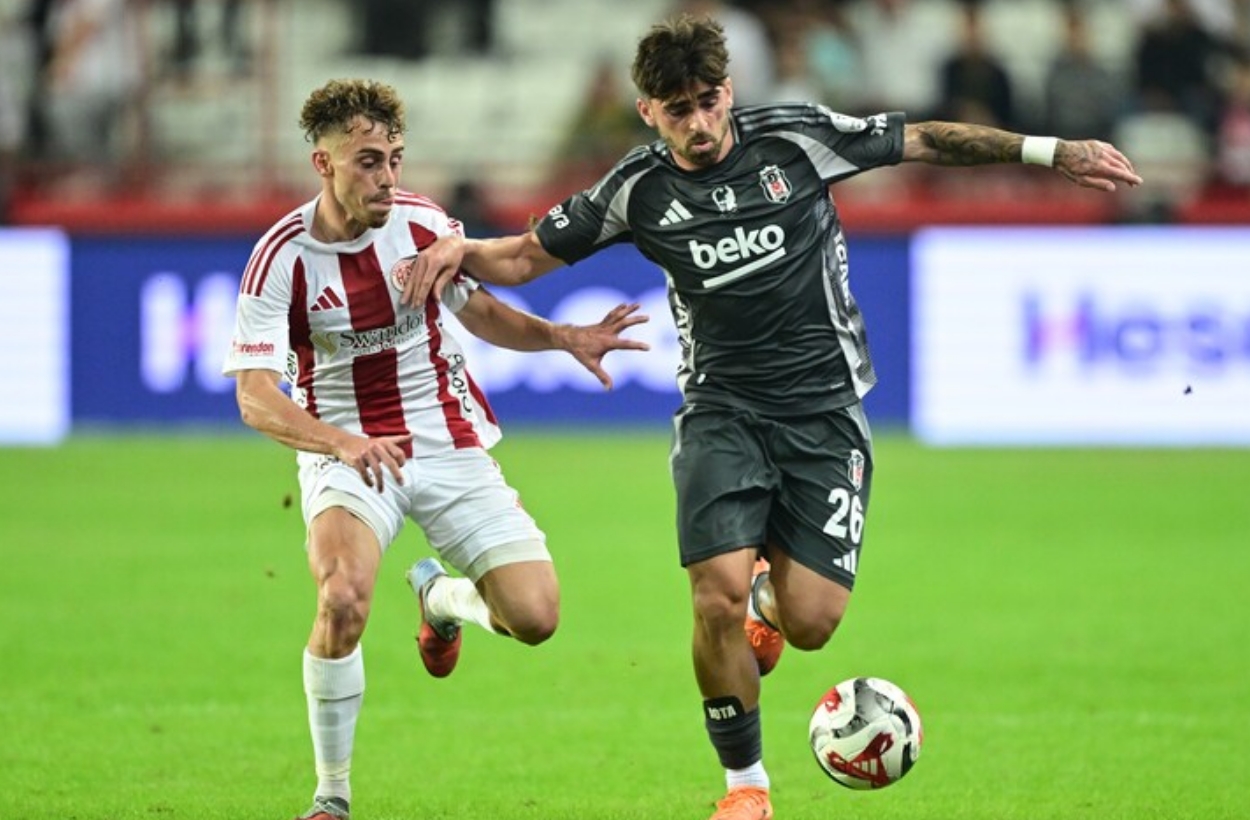 Beşiktaş, Antalyaspor'u Konuk Ediyor: 6 Oyuncu Ceza Sınırında